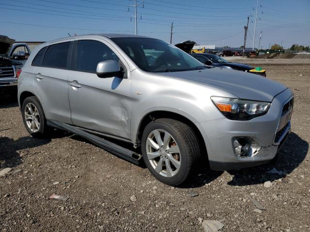 Photo 3 VIN: 4A4AR3AU8DE021192 - MITSUBISHI OUTLANDER 