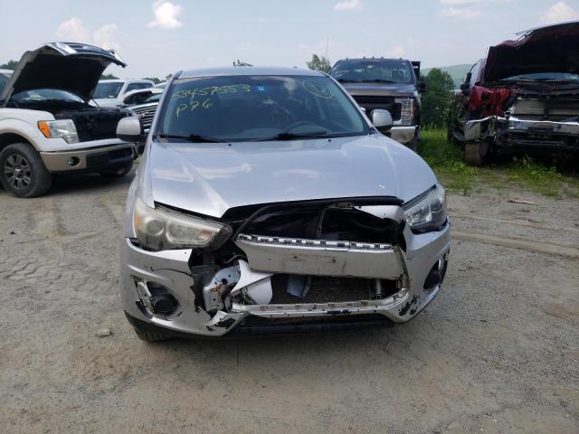 Photo 4 VIN: 4A4AR3AU8EE016947 - MITSUBISHI OUTLANDER 