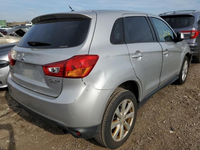 Photo 3 VIN: 4A4AR3AU8EE022263 - MITSUBISHI OUTLANDER 