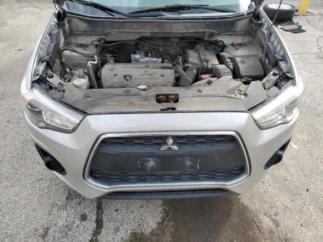 Photo 11 VIN: 4A4AR3AU8EE029617 - MITSUBISHI OUTLANDER 