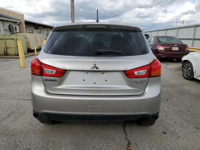 Photo 5 VIN: 4A4AR3AU8EE029617 - MITSUBISHI OUTLANDER 