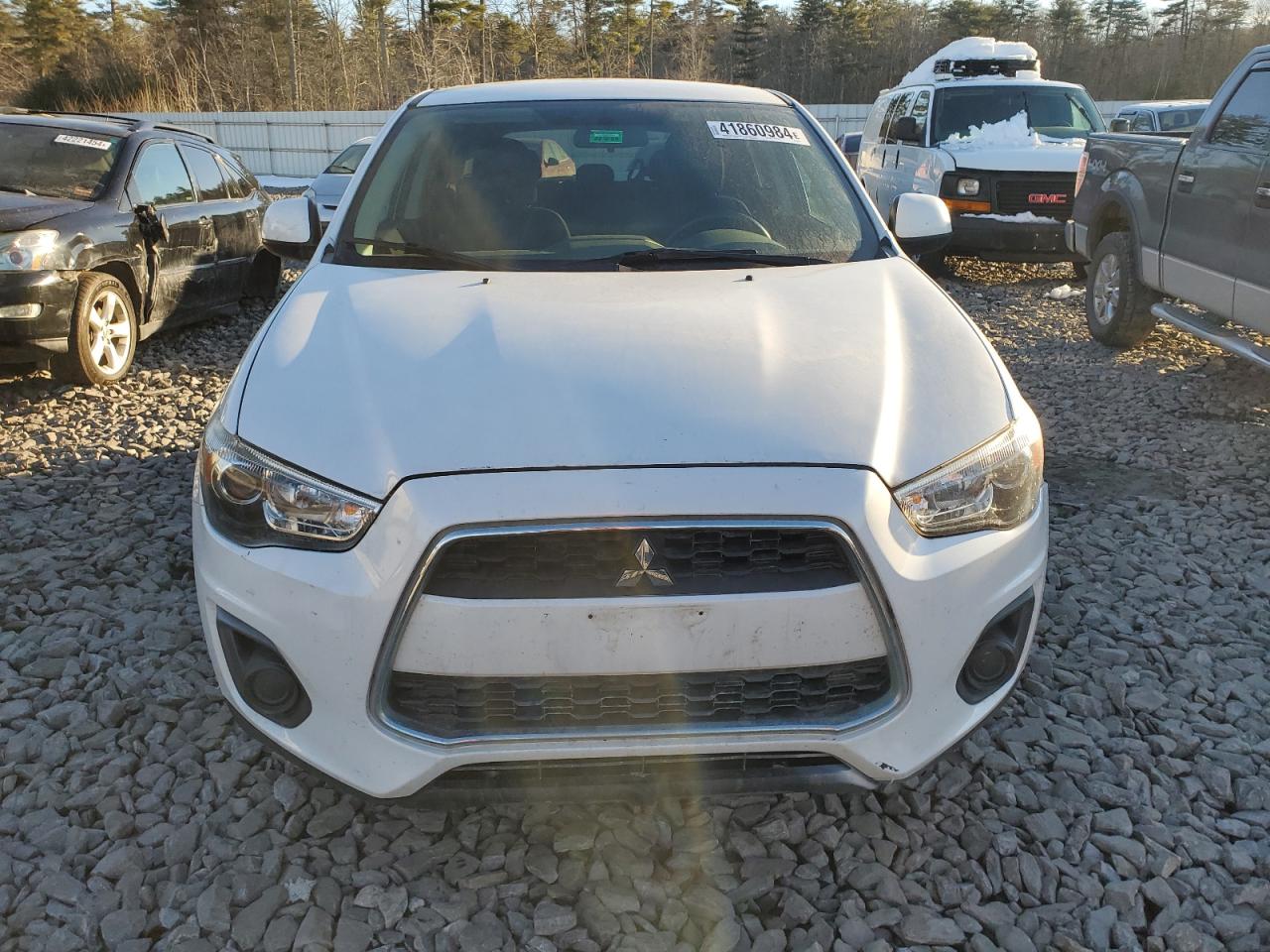 Photo 4 VIN: 4A4AR3AU8FE004962 - MITSUBISHI OUTLANDER 