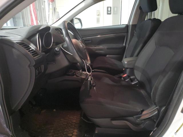 Photo 6 VIN: 4A4AR3AU8FE061193 - MITSUBISHI OUTLANDER 