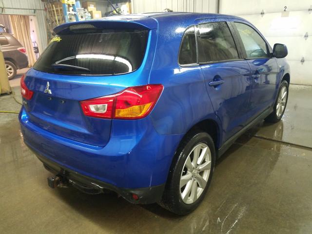 Photo 3 VIN: 4A4AR3AUXFE005739 - MITSUBISHI OUTLANDER 