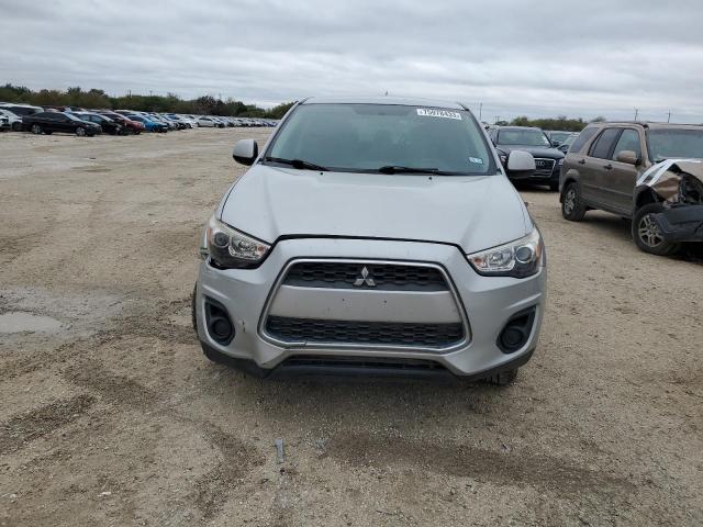 Photo 4 VIN: 4A4AR3AUXFE010004 - MITSUBISHI OUTLANDER 