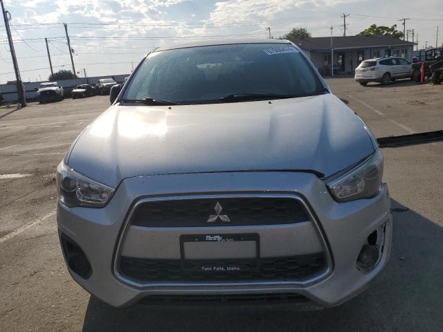 Photo 4 VIN: 4A4AR3AUXFE043990 - MITSUBISHI OUTLANDER 