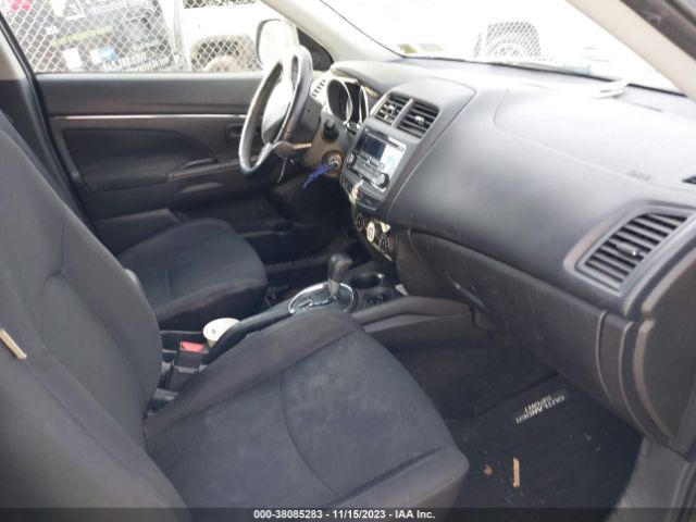 Photo 4 VIN: 4A4AR3AUXFE044847 - MITSUBISHI OUTLANDER SPORT 