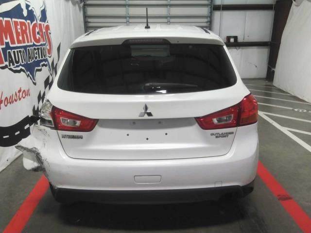 Photo 2 VIN: 4A4AR3AUXFE046789 - MITSUBISHI OUTLANDER SPORT 