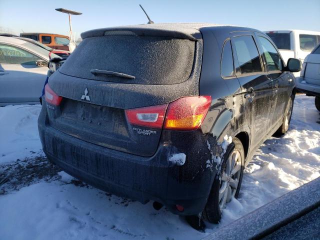 Photo 3 VIN: 4A4AR3AUXFE060000 - MITSUBISHI OUTLANDER 