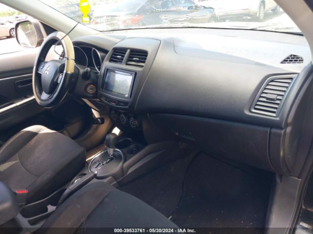 Photo 4 VIN: 4A4AR3AUXFE062717 - MITSUBISHI OUTLANDER SPORT 