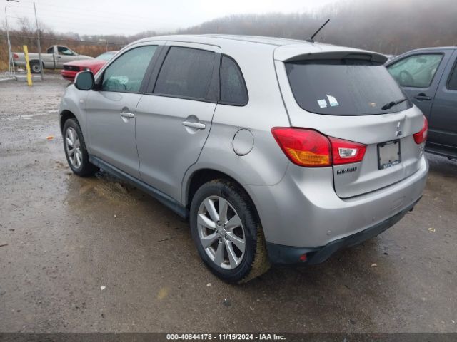 Photo 2 VIN: 4A4AR3AW0FE049590 - MITSUBISHI OUTLANDER SPORT 