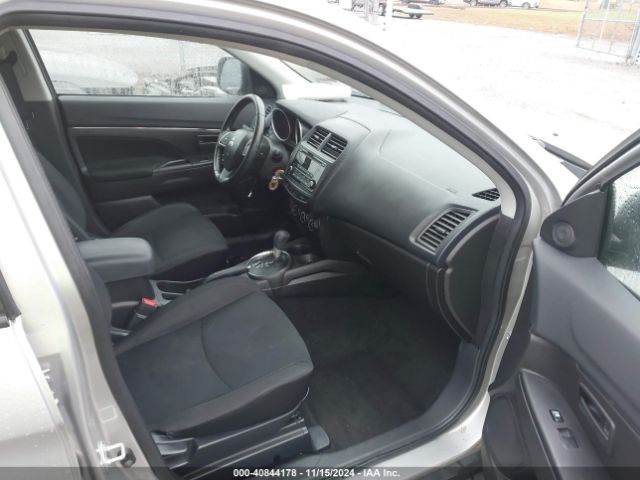 Photo 4 VIN: 4A4AR3AW0FE049590 - MITSUBISHI OUTLANDER SPORT 