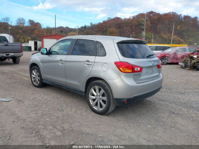 Photo 2 VIN: 4A4AR3AW1FE049419 - MITSUBISHI OUTLANDER SPORT 