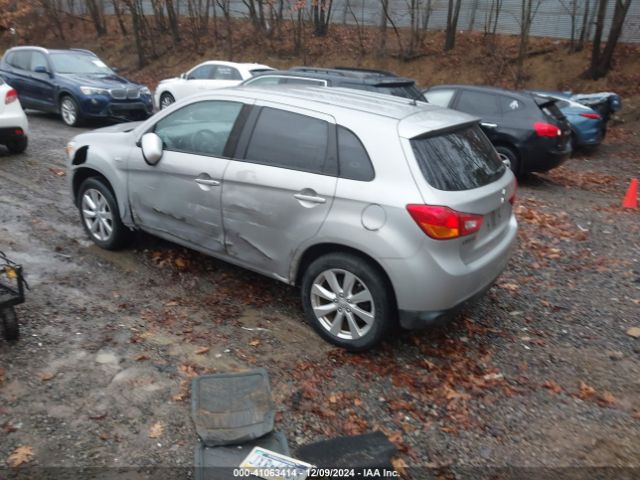 Photo 2 VIN: 4A4AR3AW3FE051334 - MITSUBISHI OUTLANDER SPORT 