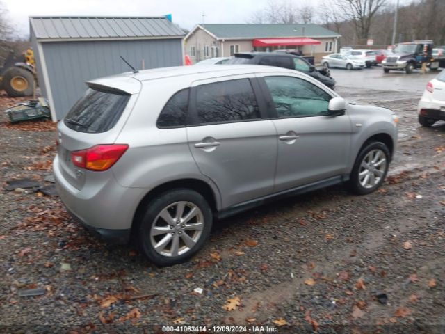 Photo 3 VIN: 4A4AR3AW3FE051334 - MITSUBISHI OUTLANDER SPORT 