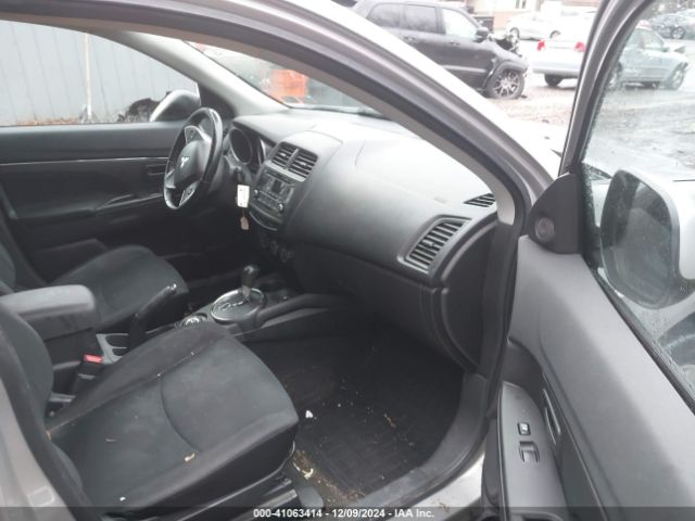 Photo 4 VIN: 4A4AR3AW3FE051334 - MITSUBISHI OUTLANDER SPORT 