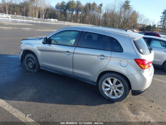 Photo 2 VIN: 4A4AR3AW6FE028551 - MITSUBISHI OUTLANDER SPORT 