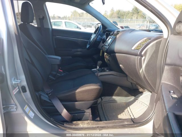 Photo 4 VIN: 4A4AR3AW6FE028551 - MITSUBISHI OUTLANDER SPORT 