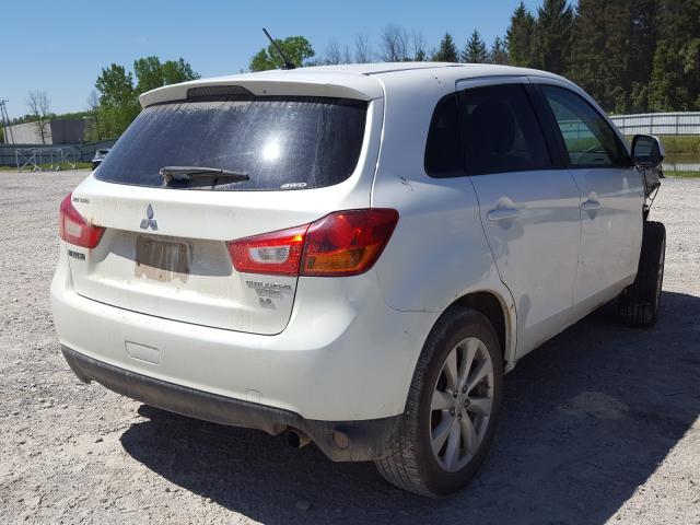 Photo 3 VIN: 4A4AR3AW7FE049747 - MITSUBISHI OUTLANDER 