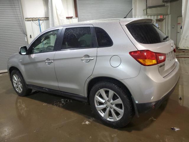 Photo 1 VIN: 4A4AR3AW8FE030186 - MITSUBISHI OUTLANDER 