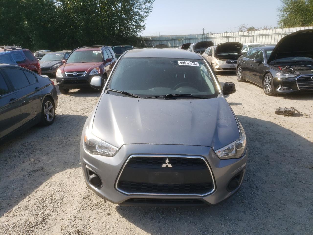 Photo 4 VIN: 4A4AR3AWXFE038628 - MITSUBISHI OUTLANDER 