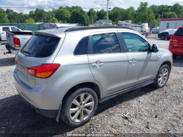 Photo 3 VIN: 4A4AR4AU0FE003035 - MITSUBISHI OUTLANDER SPORT 