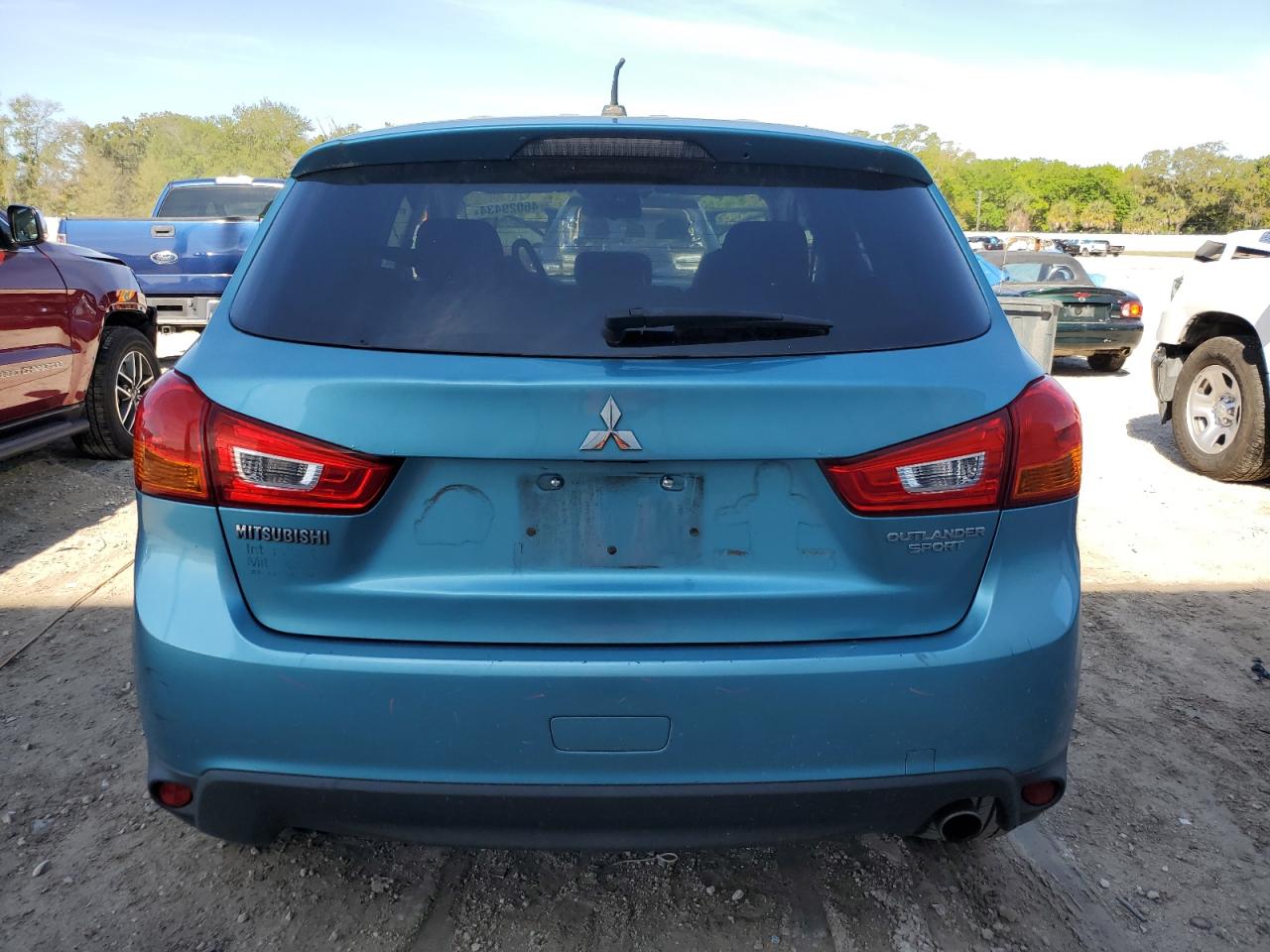 Photo 5 VIN: 4A4AR4AU1DE015059 - MITSUBISHI OUTLANDER 