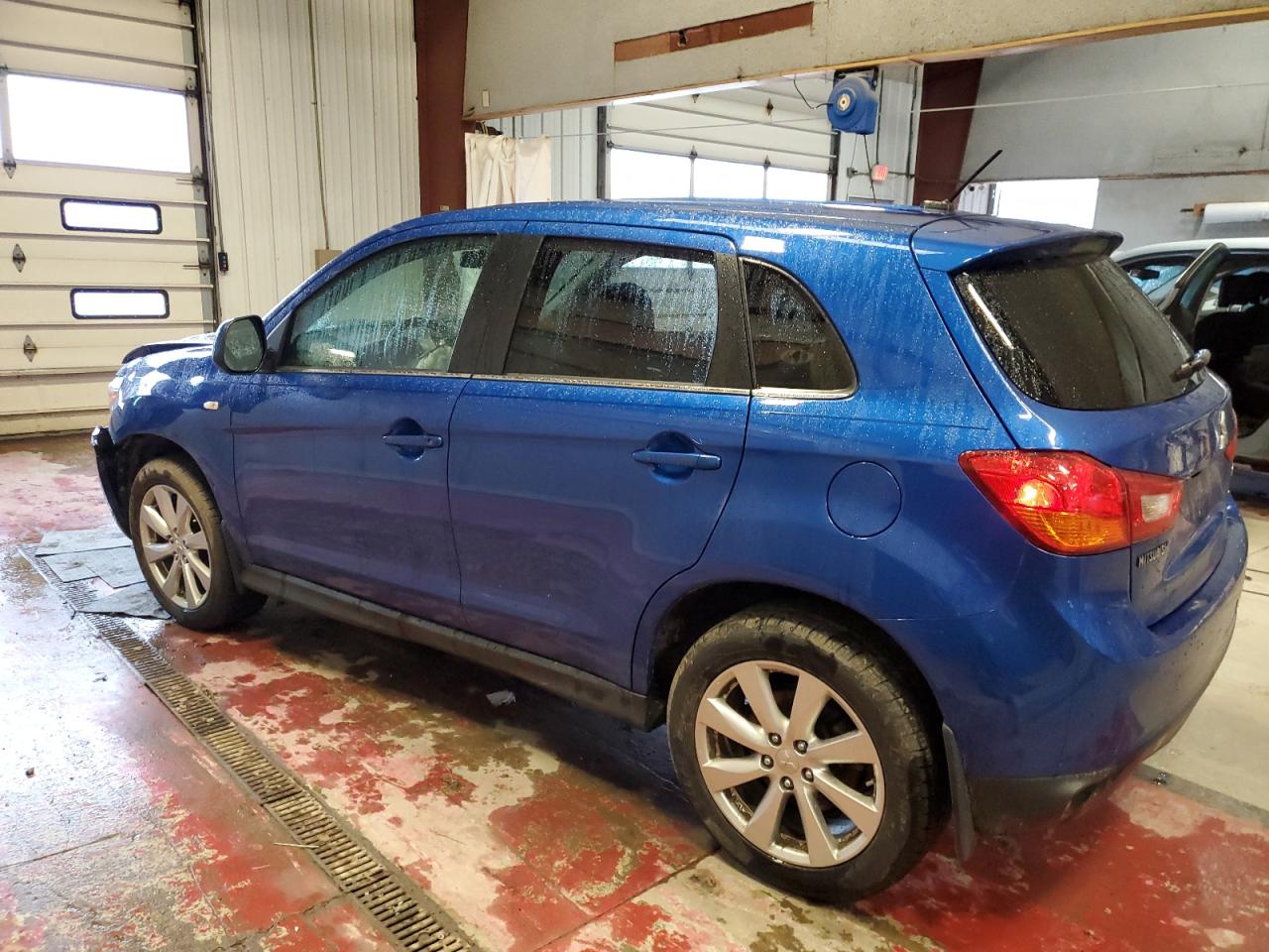 Photo 1 VIN: 4A4AR4AU1FE013444 - MITSUBISHI OUTLANDER 