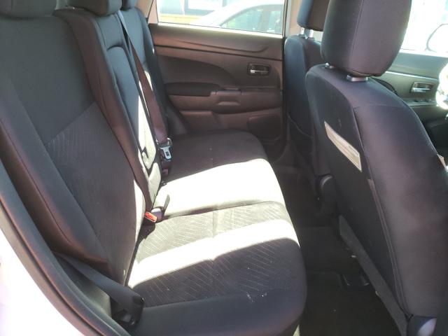 Photo 5 VIN: 4A4AR4AU2DE021050 - MITSUBISHI OUTLANDER 