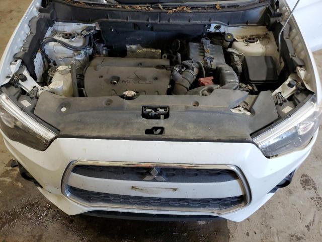 Photo 11 VIN: 4A4AR4AU3FE053833 - MITSUBISHI OUTLANDER 
