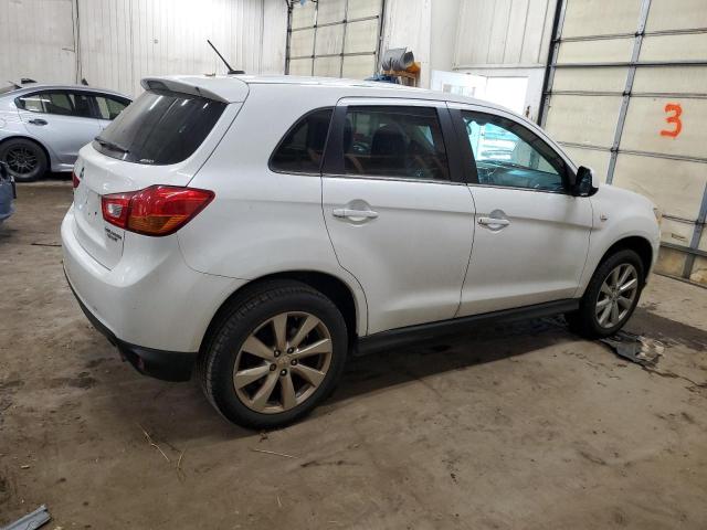 Photo 2 VIN: 4A4AR4AU3FE053833 - MITSUBISHI OUTLANDER 