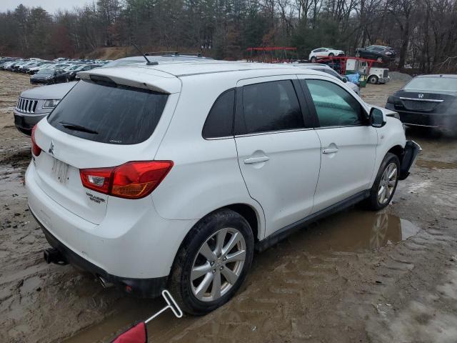 Photo 2 VIN: 4A4AR4AU5FE015987 - MITSUBISHI OUTLANDER 