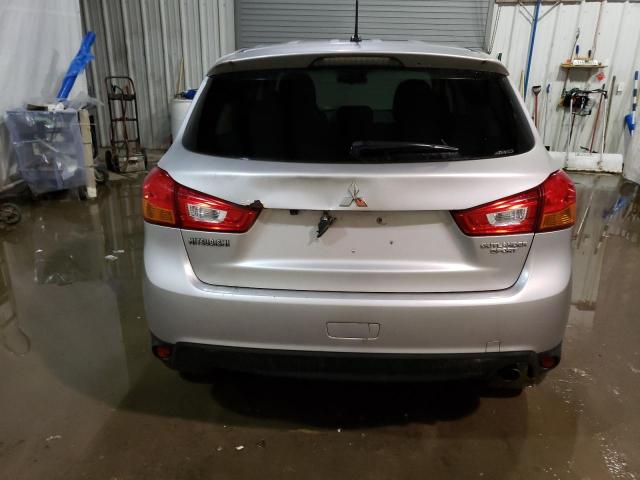 Photo 5 VIN: 4A4AR4AU6EE029640 - MITSUBISHI OUTLANDER 