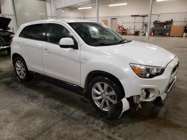 Photo 3 VIN: 4A4AR4AU7EE014029 - MITSUBISHI OUTLANDER 