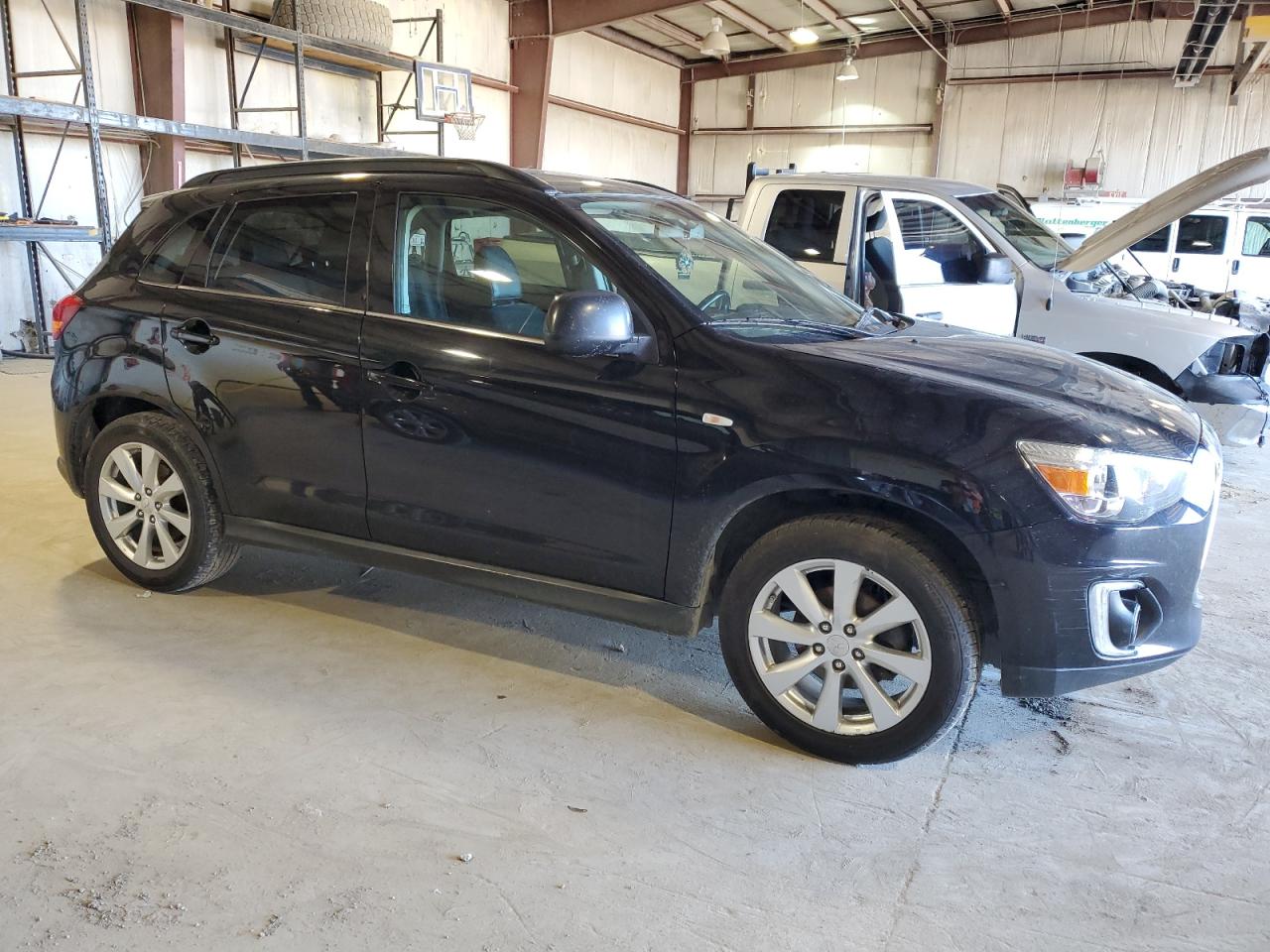 Photo 3 VIN: 4A4AR4AU7FE013691 - MITSUBISHI OUTLANDER 