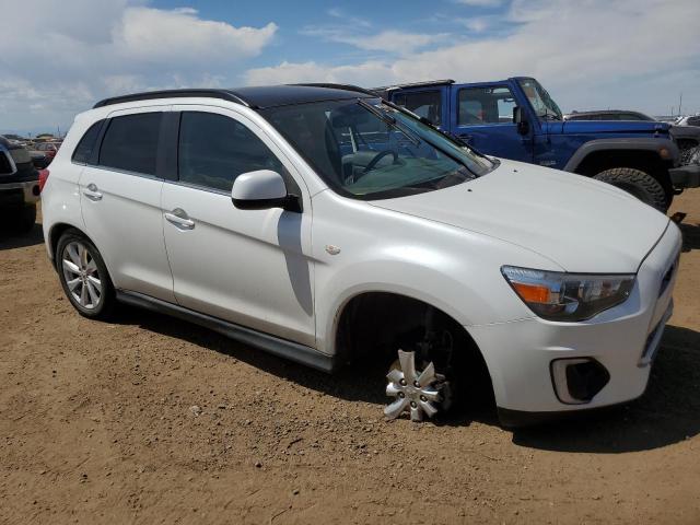 Photo 3 VIN: 4A4AR4AU9FE015233 - MITSUBISHI OUTLANDER 