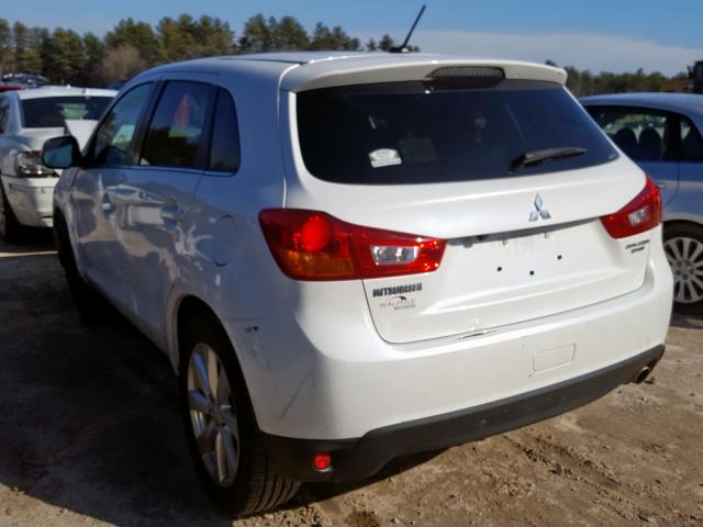 Photo 2 VIN: 4A4AR4AU9FE046160 - MITSUBISHI OUTLANDER 