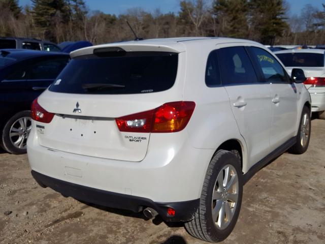 Photo 3 VIN: 4A4AR4AU9FE046160 - MITSUBISHI OUTLANDER 