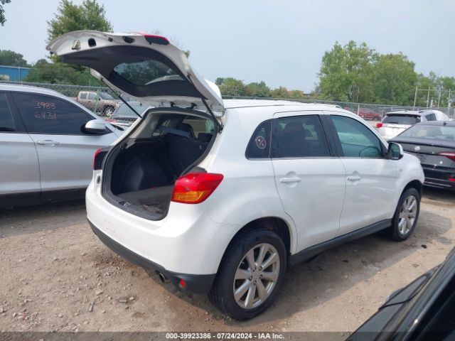 Photo 3 VIN: 4A4AR4AU9FE055702 - MITSUBISHI OUTLANDER SPORT 