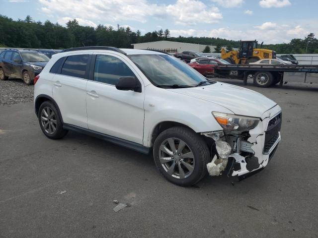 Photo 3 VIN: 4A4AR5AU1DE021661 - MITSUBISHI OUTLANDER 