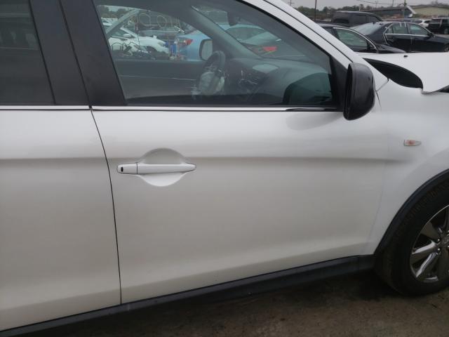 Photo 4 VIN: 4A4AR5AU1DE025502 - MITSUBISHI OUTLANDER 