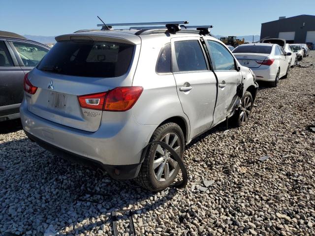 Photo 3 VIN: 4A4AR5AUXDE024428 - MITSUBISHI OUTLANDER 