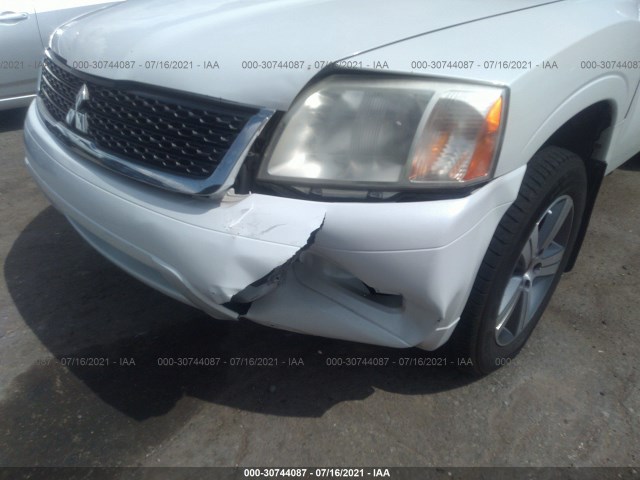 Photo 5 VIN: 4A4JM3AS0BE035534 - MITSUBISHI ENDEAVOR 