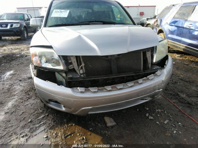 Photo 5 VIN: 4A4JN2AS0BE027862 - MITSUBISHI ENDEAVOR 