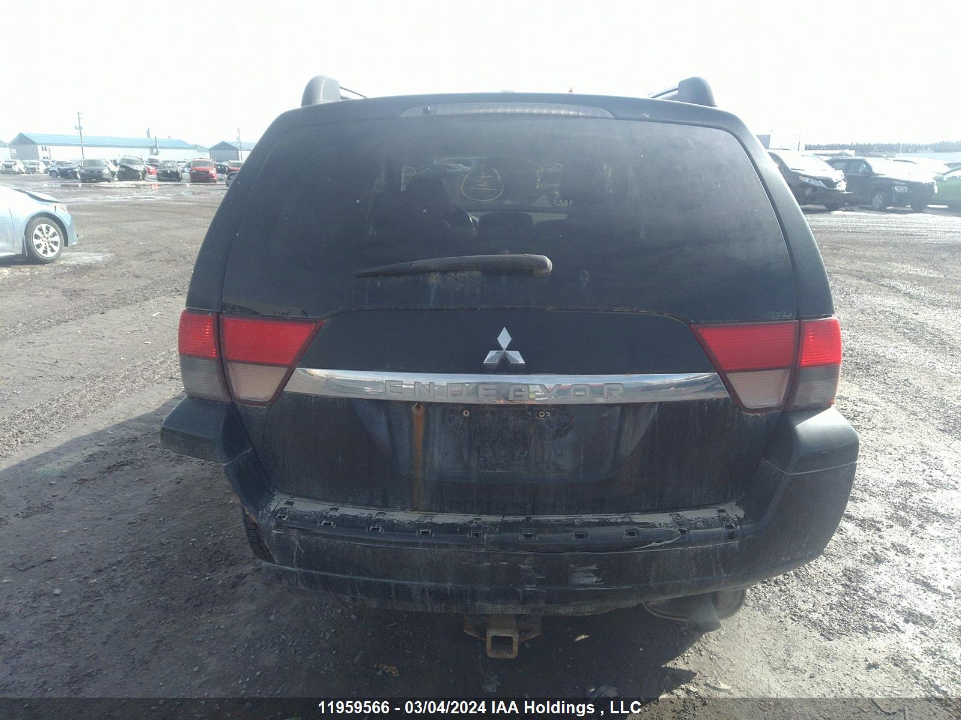 Photo 15 VIN: 4A4JN3AS5BE601927 - MITSUBISHI ENDEAVOR 