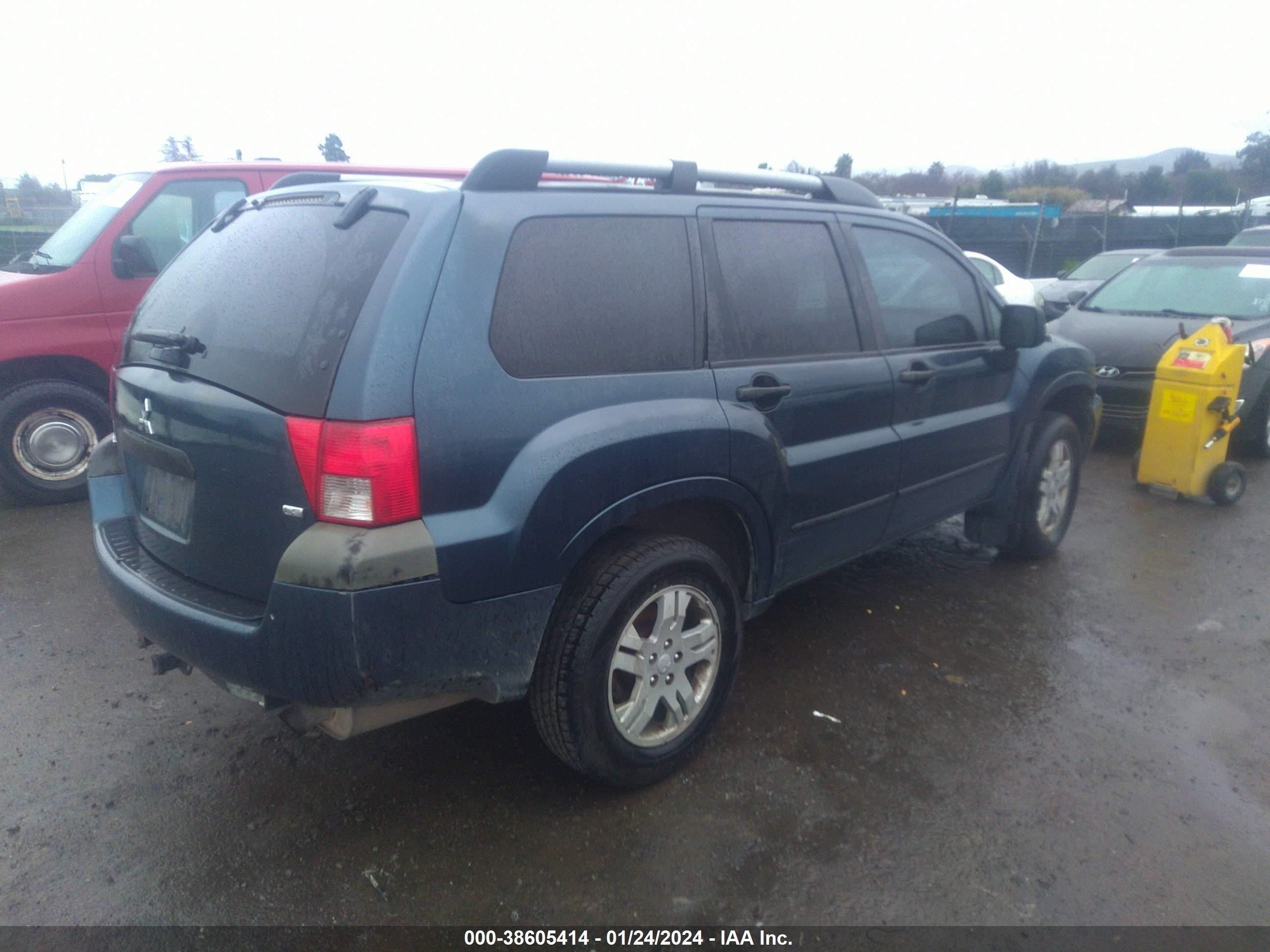 Photo 3 VIN: 4A4MM21S14E024360 - MITSUBISHI ENDEAVOR 