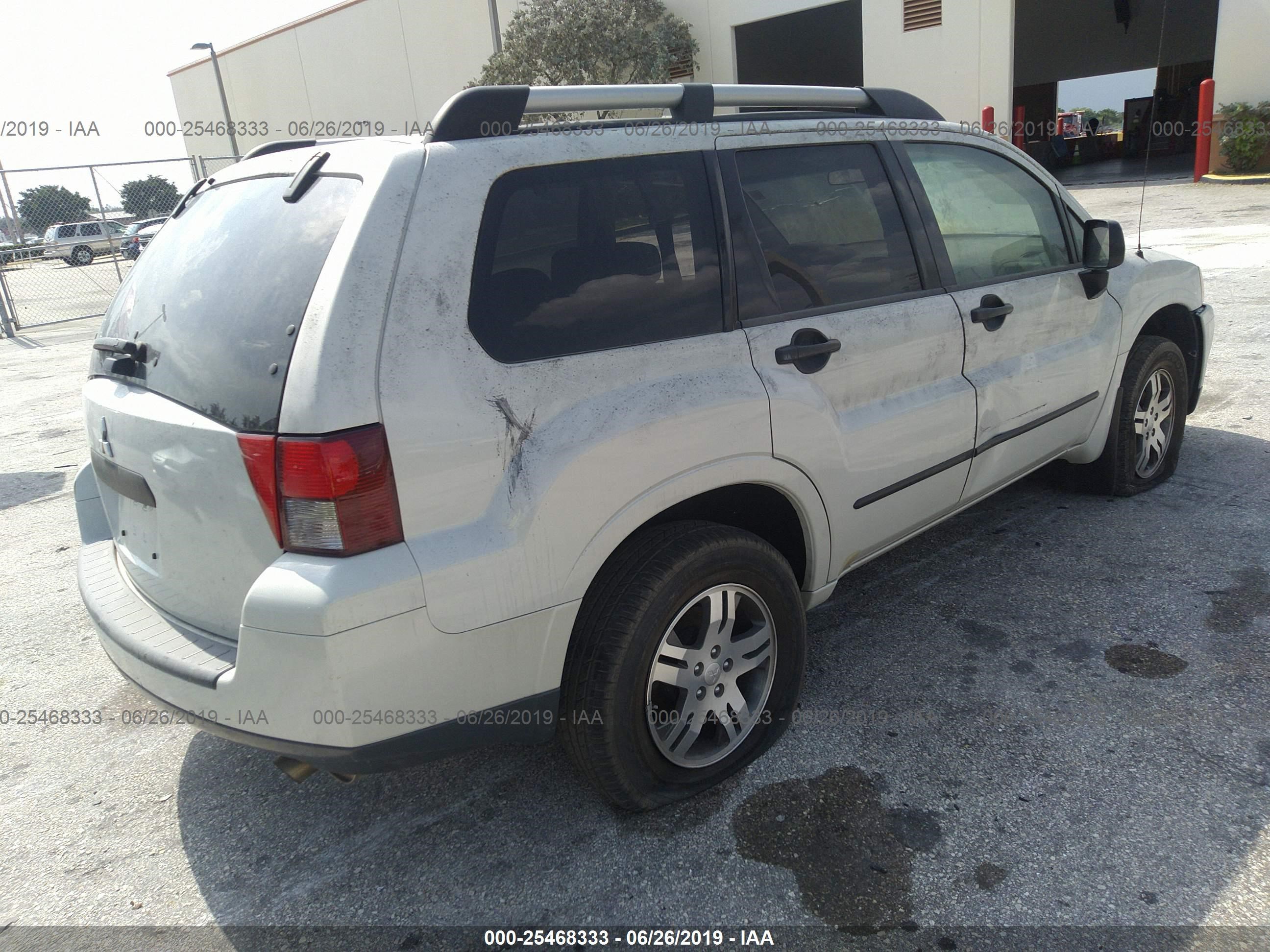 Photo 3 VIN: 4A4MM21S16E050587 - MITSUBISHI ENDEAVOR 