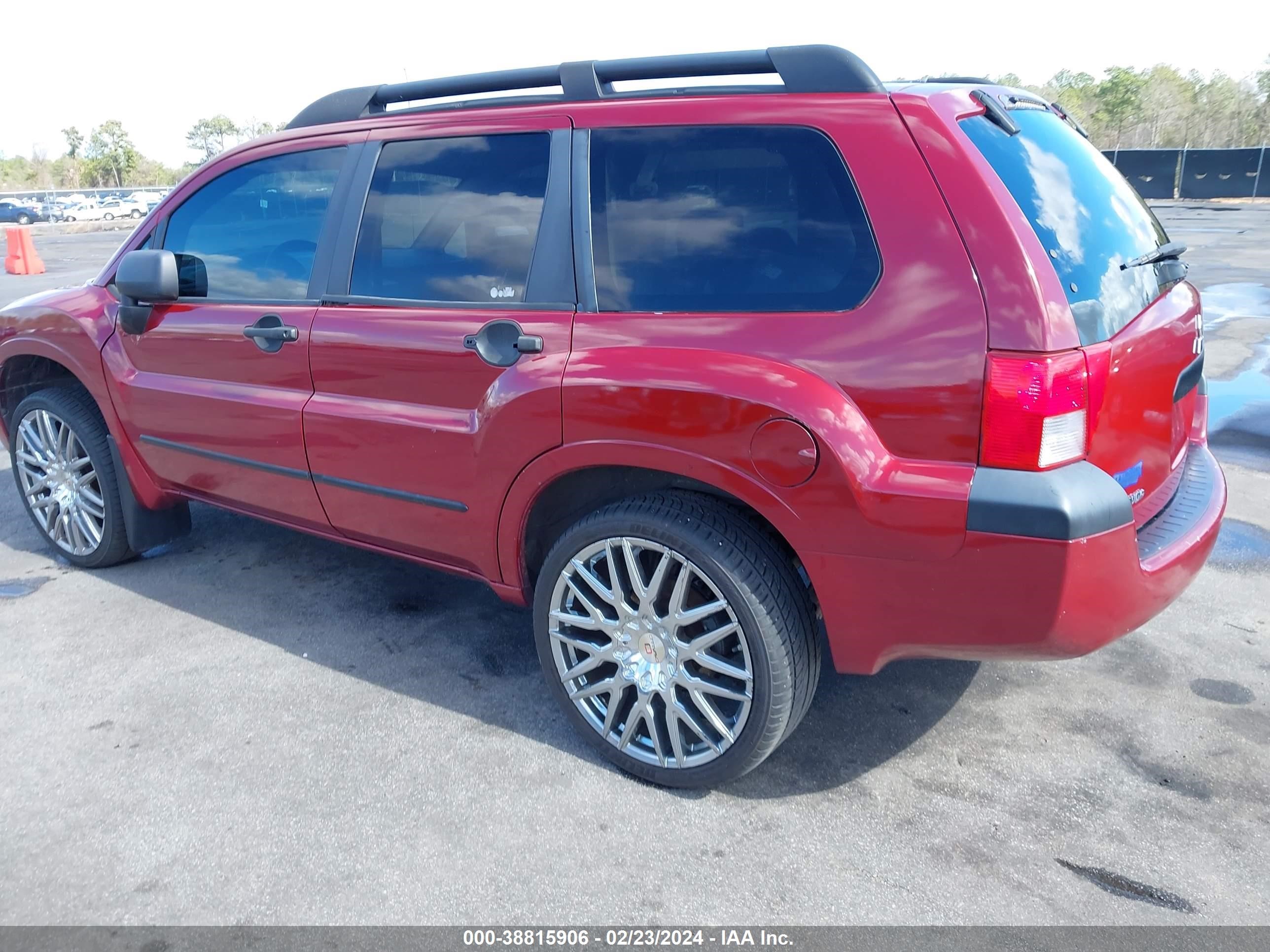 Photo 2 VIN: 4A4MM21S24E094496 - MITSUBISHI ENDEAVOR 