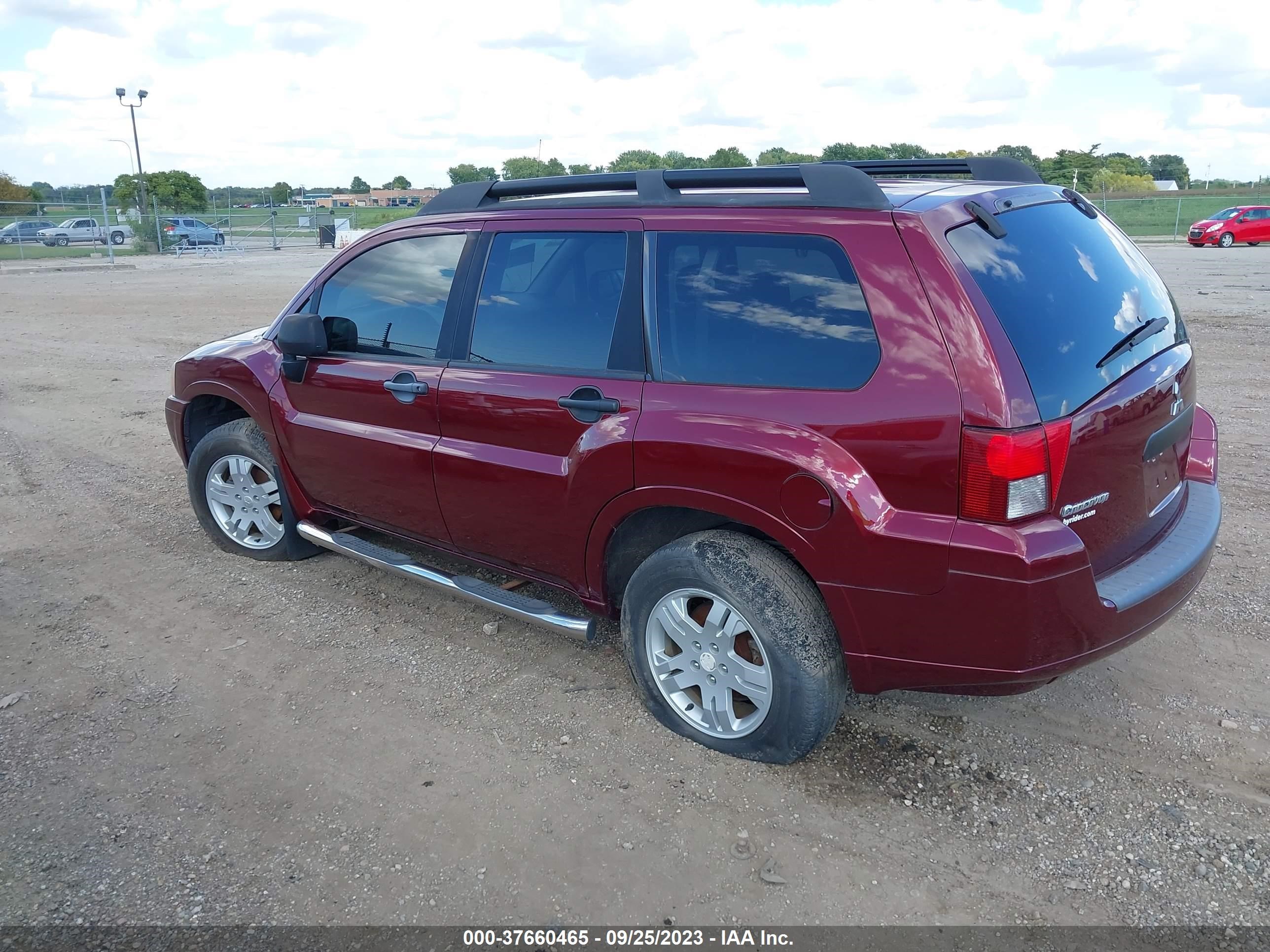 Photo 2 VIN: 4A4MM21S37E075878 - MITSUBISHI ENDEAVOR 