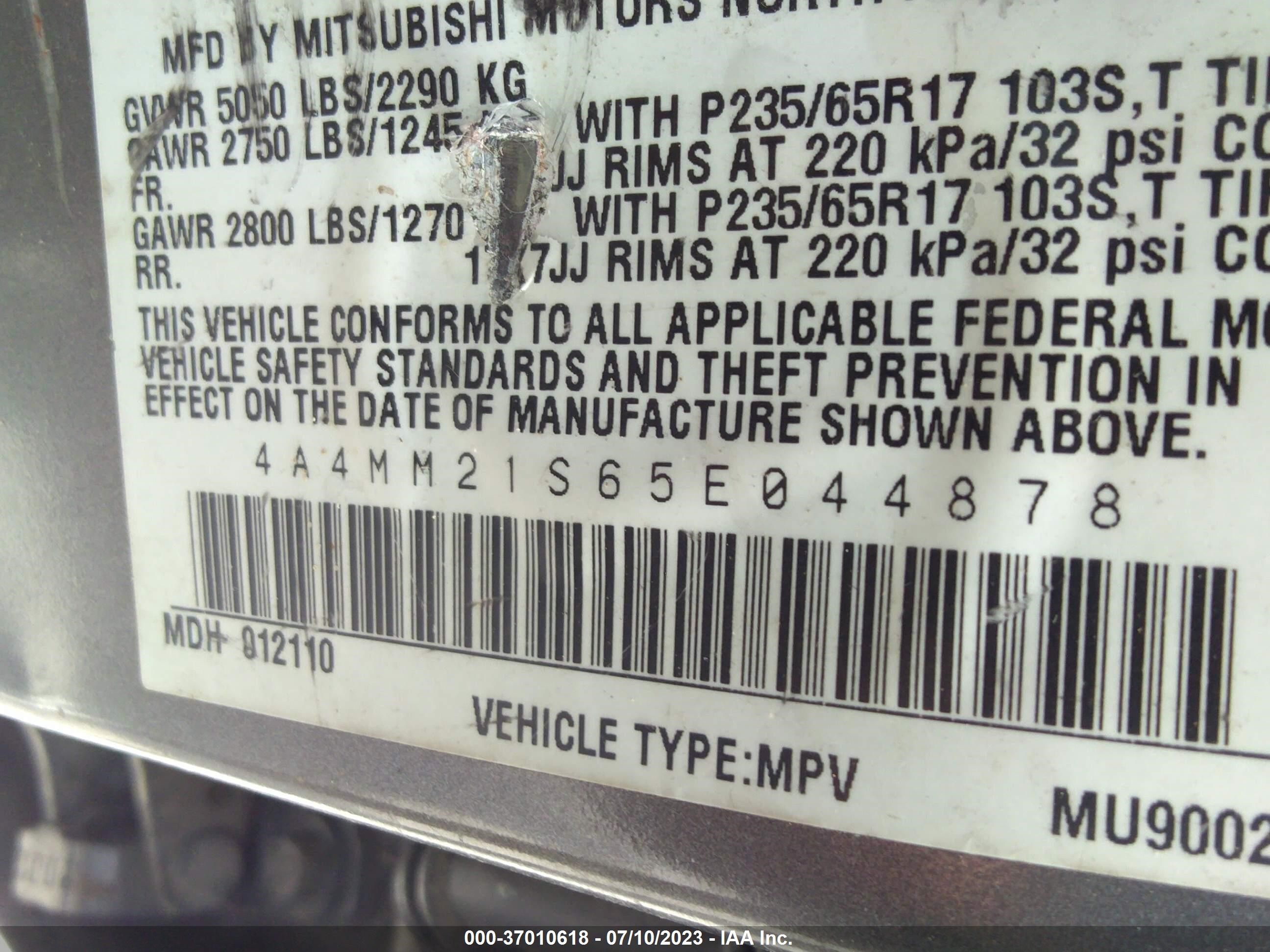 Photo 8 VIN: 4A4MM21S65E044878 - MITSUBISHI ENDEAVOR 